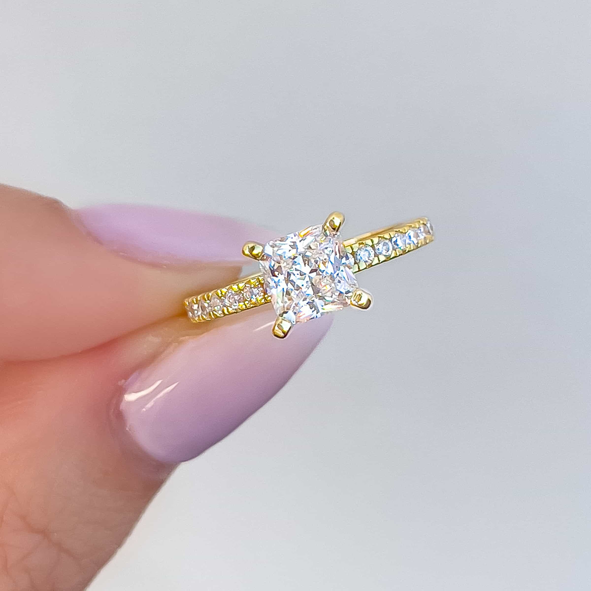 The Amore - Gold - Image 3